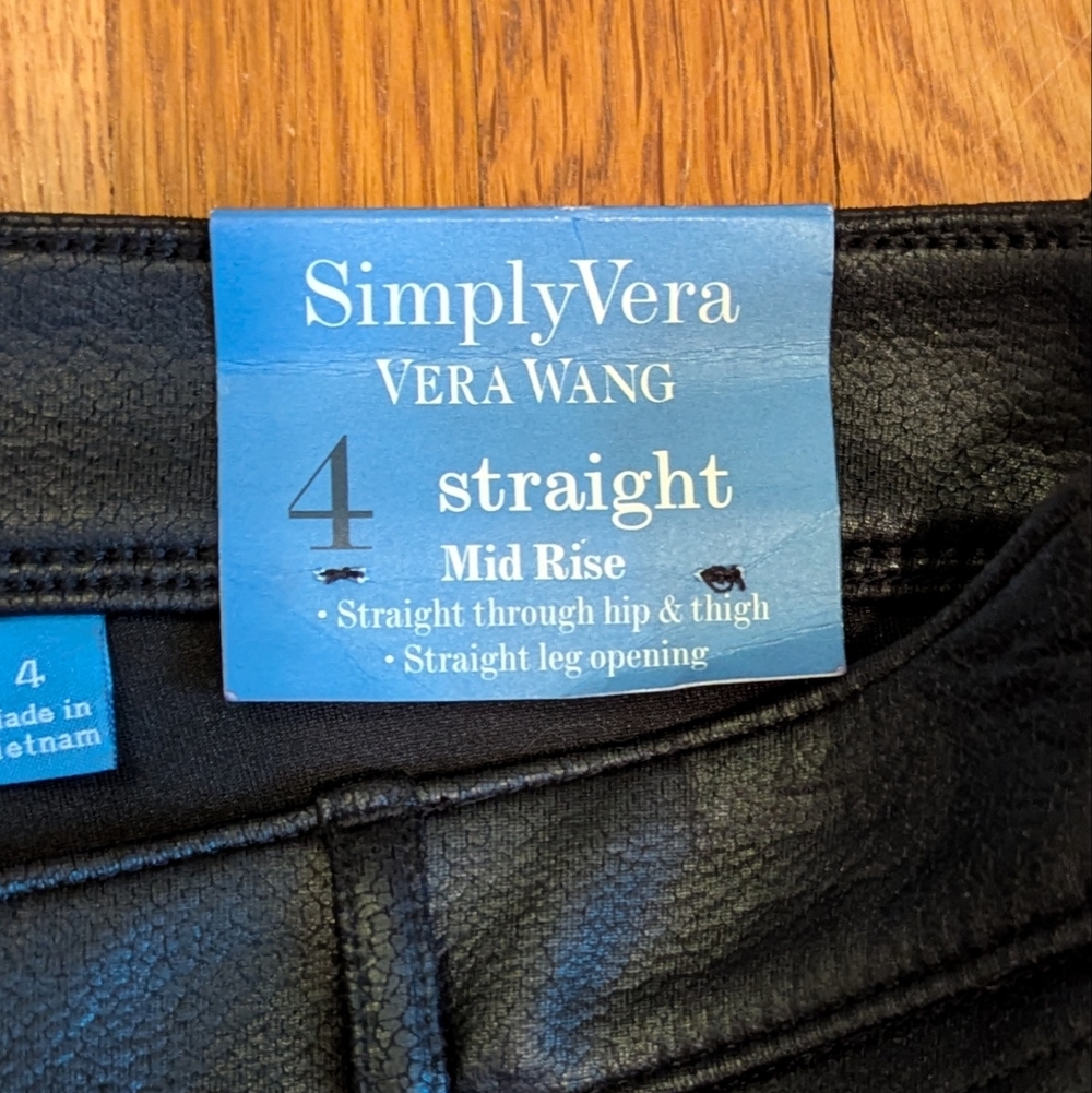 NWT Simply Vera Sleek Faux Leather Pants